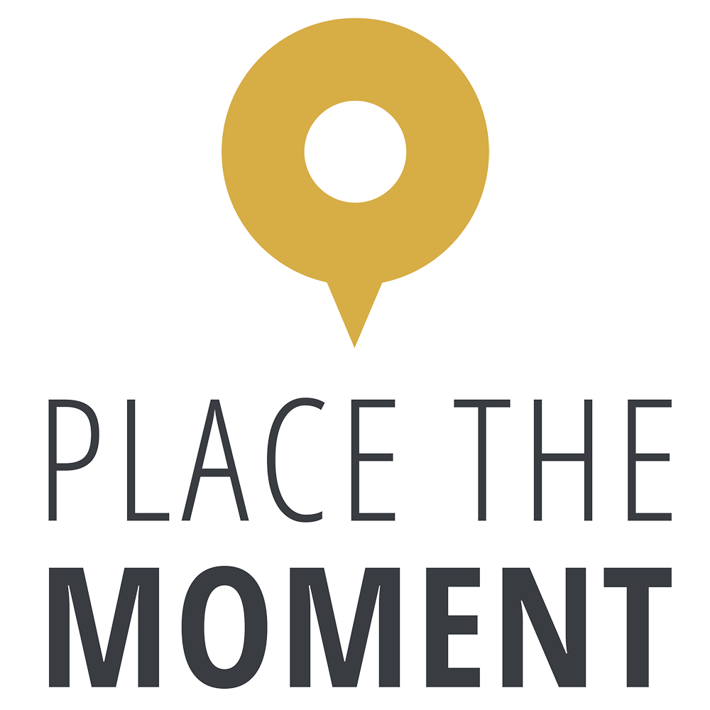 placethemoment NL Logo