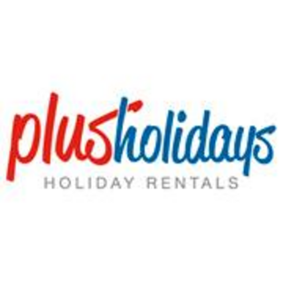 PlusHolidays ES Logo